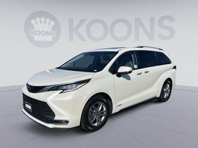 Used 2021 Toyota Sienna Limited