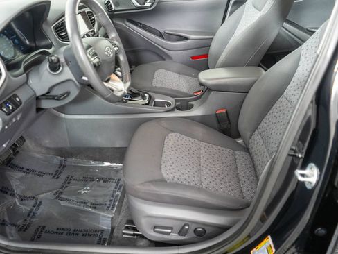 Used 2017 Hyundai Ioniq SEL FWD image 10