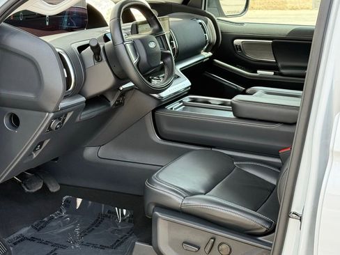 Certified 2025 Ford Expedition Max Platinum AWD/4WD image 6