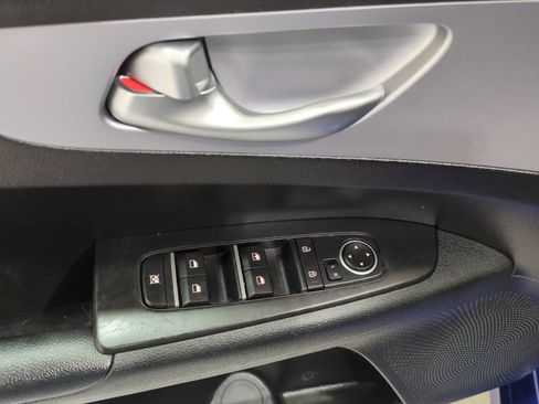Certified 2024 Kia Forte LXS FWD image 17