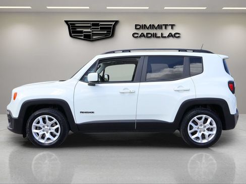 Used 2018 Jeep Renegade Latitude FWD image 2