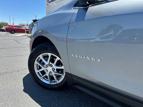 Used 2024 Chevrolet Equinox LT AWD/4WD image 7