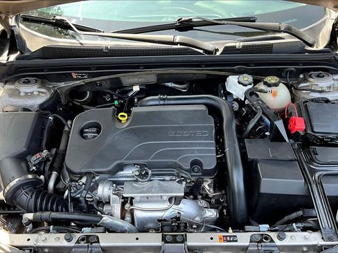 Used 2024 Chevrolet Malibu LT FWD image 28