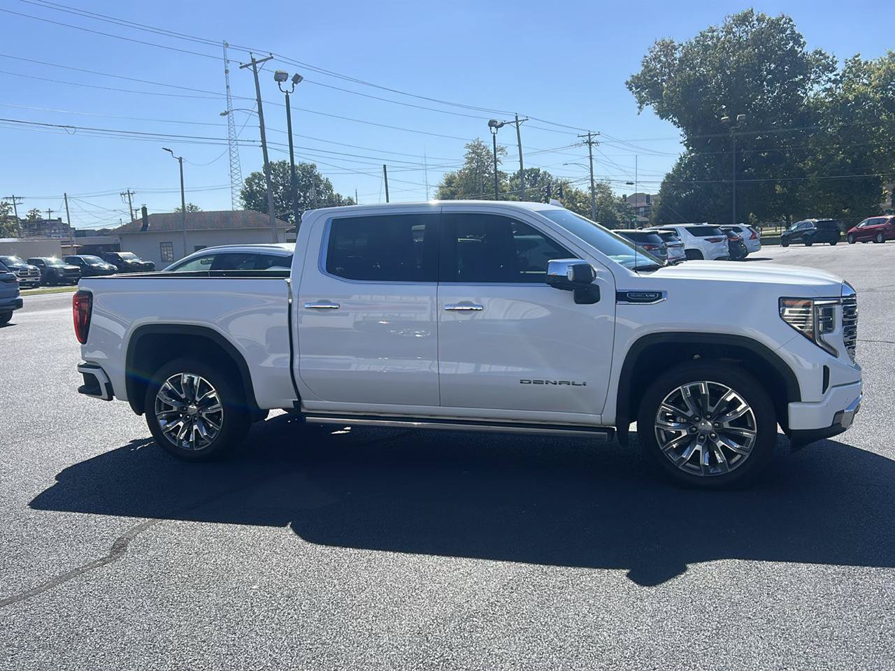 Used 2024 GMC Sierra 1500 Denali w/ Denali Reserve Package AWD/4WD image 4