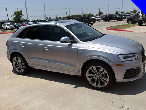Used 2018 Audi Q3 2.0T Premium Plus w/ Premium Plus Package FWD image 4