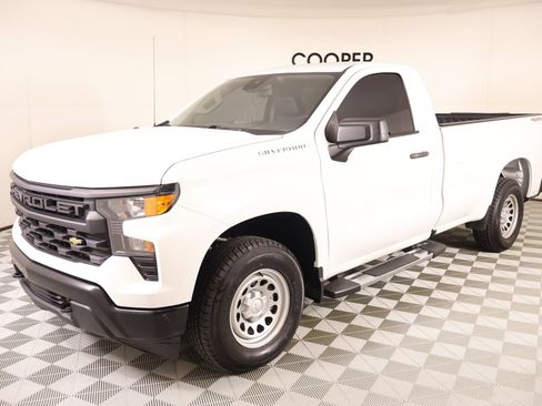 Used 2022 Chevrolet Silverado 1500 W/T w/ WT Value Package AWD/4WD image 9