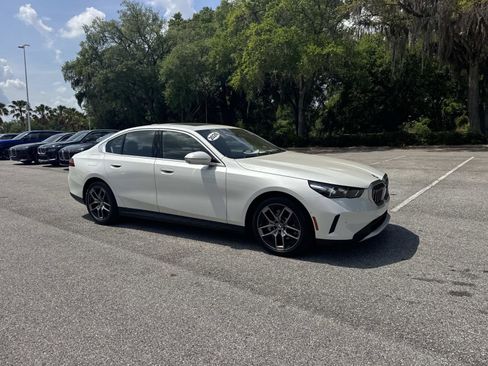 Certified 2026 BMW 530i xDrive w/ Premium Package image 2