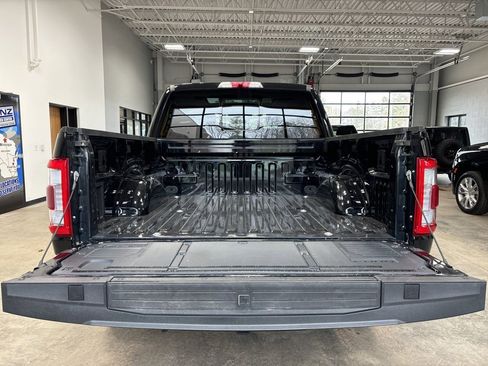Used 2022 Ford F150 Limited image 9