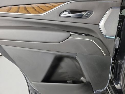 Used 2021 Cadillac Escalade Sport Platinum image 14