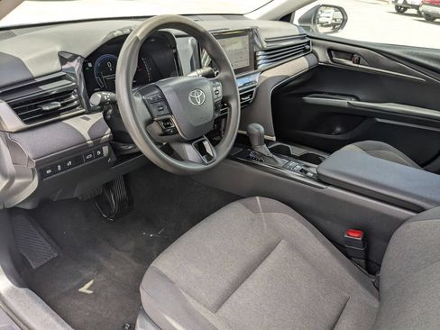 Used 2025 Toyota Camry LE FWD image 13
