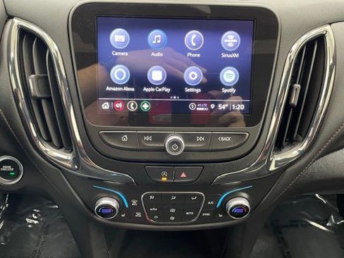 Used 2024 Chevrolet Equinox RS AWD/4WD image 4