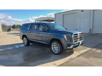 New 2026 GMC Yukon XL Elevation w/ Elevation Premium Package