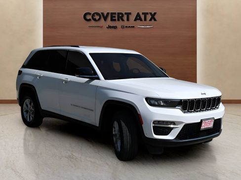 Used 2023 Jeep Grand Cherokee Limited w/ Luxury Tech Group II RWD image 7