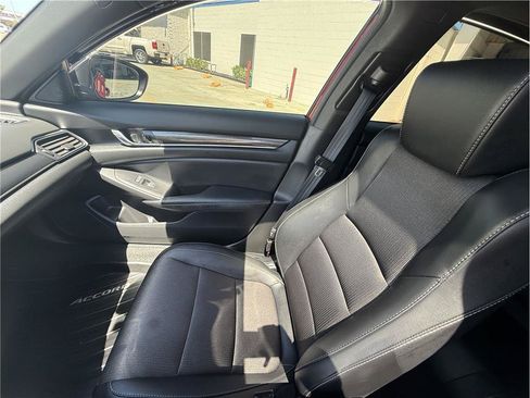 Used 2021 Honda Accord Sport image 24