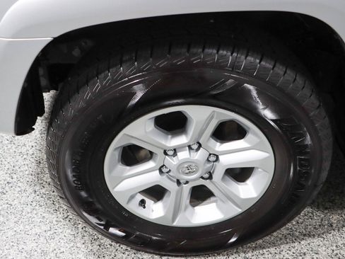 Used 2024 Toyota 4Runner SR5 Premium AWD/4WD image 11