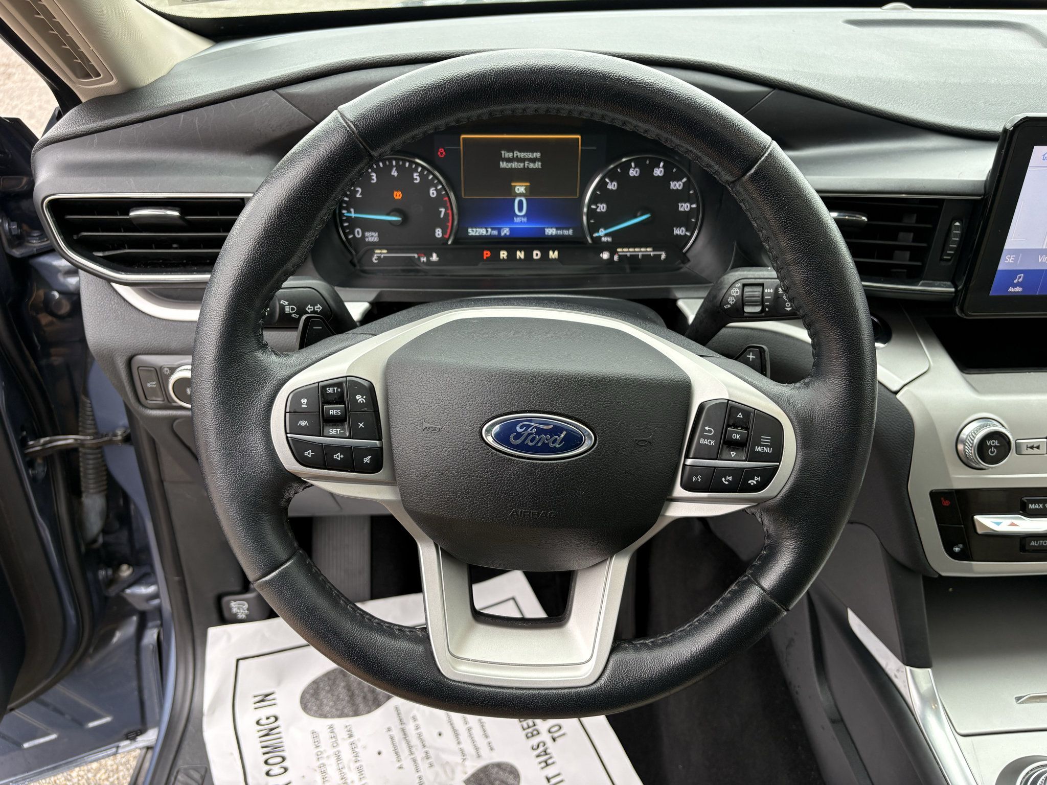 Used 2021 Ford Explorer XLT w/ Equipment Group 202A AWD/4WD image 14