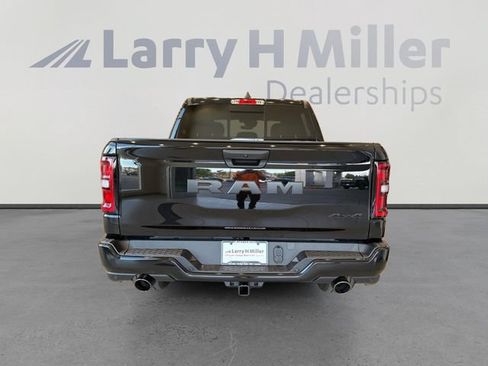 New 2026 RAM 1500 Express AWD/4WD image 3