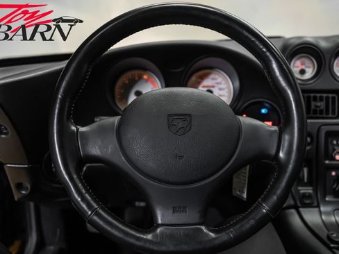 Used 2001 Dodge Viper GTS RWD image 29
