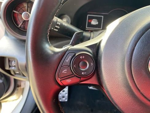 Used 2022 Toyota GR86 Premium image 22