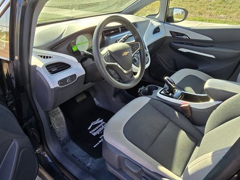 Used 2020 Chevrolet Bolt LT image 23