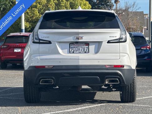 Used 2023 Cadillac XT4 Sport FWD image 5