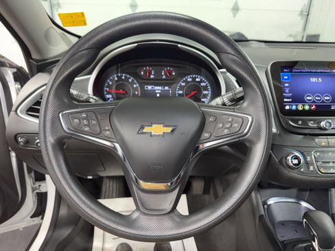Used 2024 Chevrolet Malibu LT FWD image 29