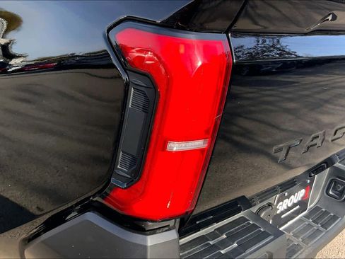 Used 2025 Toyota Tacoma SR image 26