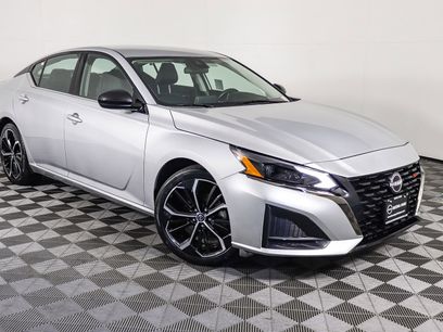 Used 2023 Nissan Altima 2.5 SR