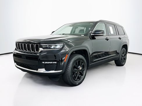 Used 2023 Jeep Grand Cherokee L Limited AWD/4WD image 3