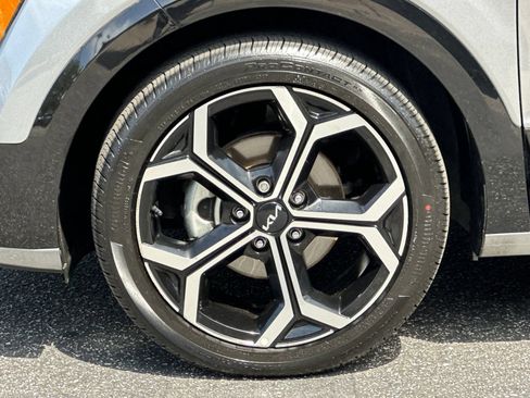 Certified 2023 Kia Niro SX Touring FWD image 36