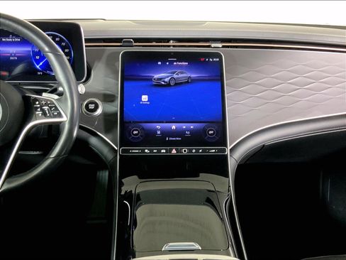 Used 2022 Mercedes-Benz EQS 450+ Sedan image 14