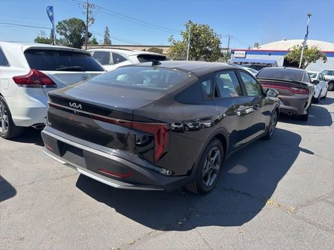 Used 2025 Kia K4 FWD image 5