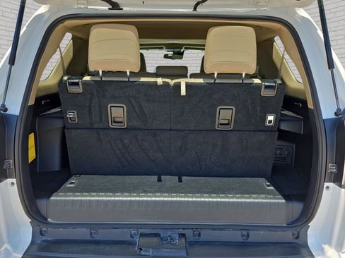 Used 2023 Toyota 4Runner SR5 Premium w/ Moonroof Package RWD image 14