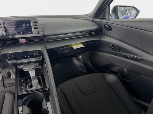 New 2026 Hyundai Elantra SEL Sport Premium image 24