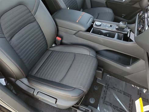 New 2025 Nissan Pathfinder Rock Creek image 18