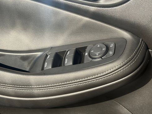 Used 2024 Buick Encore GX Sport Touring image 24