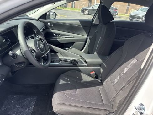 New 2026 Hyundai Elantra SE w/ Cargo Package FWD image 19