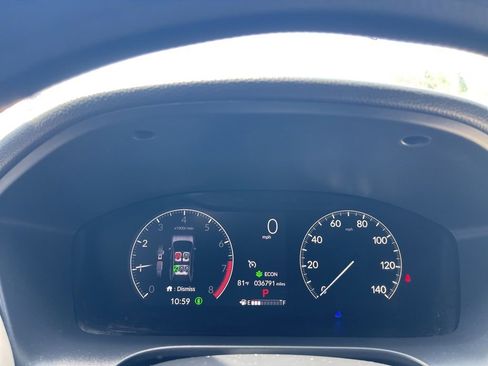 Used 2023 Honda HR-V LX image 10