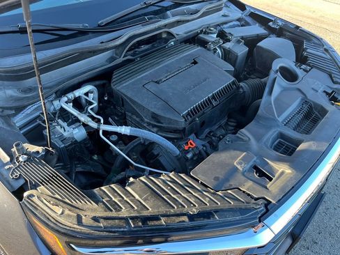 Used 2024 Honda Pilot Touring image 11