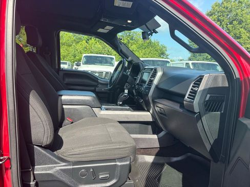 Used 2015 Ford F150 XLT w/ Equipment Group 302A Luxury RWD image 11