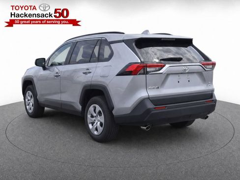 Used 2021 Toyota RAV4 LE w/ Carpet Mat Package (TMS) AWD/4WD image 3
