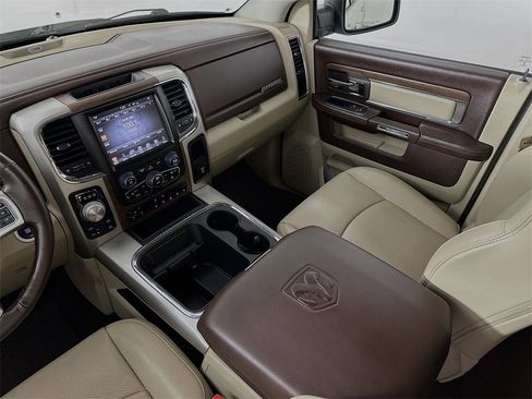 Used 2017 RAM 1500 Laramie w/ Convenience Group image 24