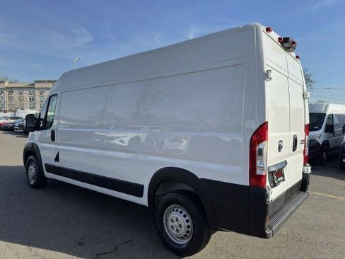 Used 2025 RAM ProMaster 2500 w/ Convenience Group FWD image 5