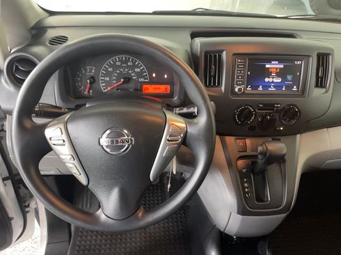 Used 2021 Nissan NV200 S FWD image 18