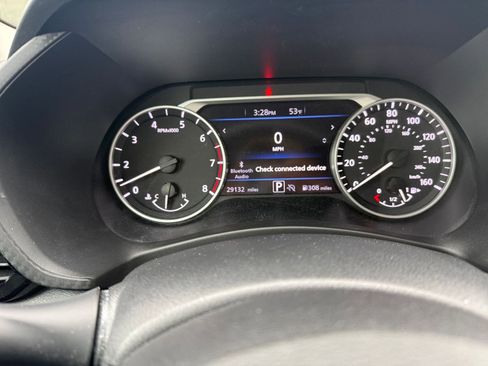 Used 2024 Nissan Sentra SV FWD image 38