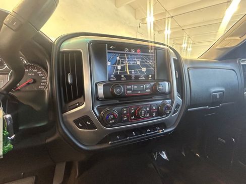 Used 2015 GMC Sierra 1500 SLT w/ SLT Crew Cab Value Package image 11