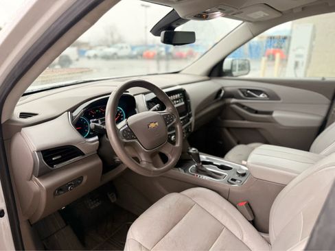 Used 2019 Chevrolet Traverse Premier image 11