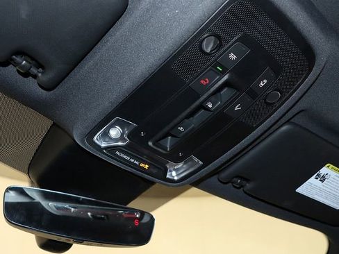 Used 2023 Audi Q3 2.0T Premium Plus image 23