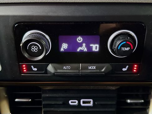 Used 2024 GMC Hummer EV 2X image 25