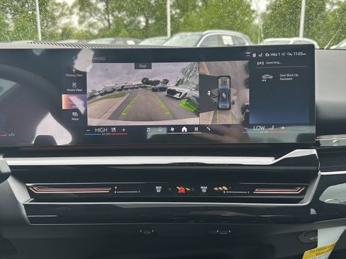 New 2026 BMW 530i xDrive w/ M Sport Package AWD/4WD image 28
